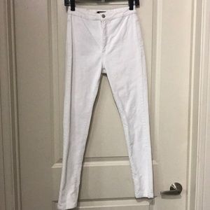 Thin lined corduroy pants